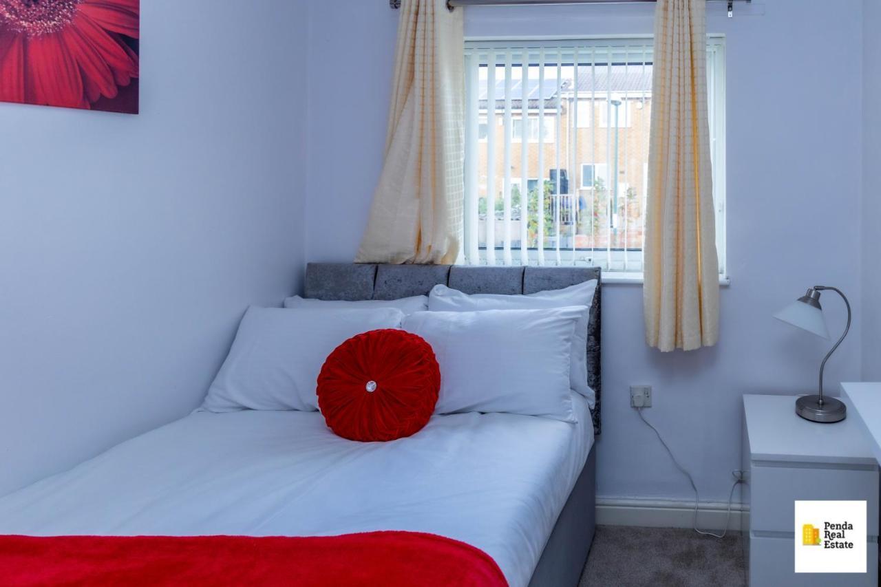 Penda Contractor And Leisure Guests Nottingham Βίλα Εξωτερικό φωτογραφία