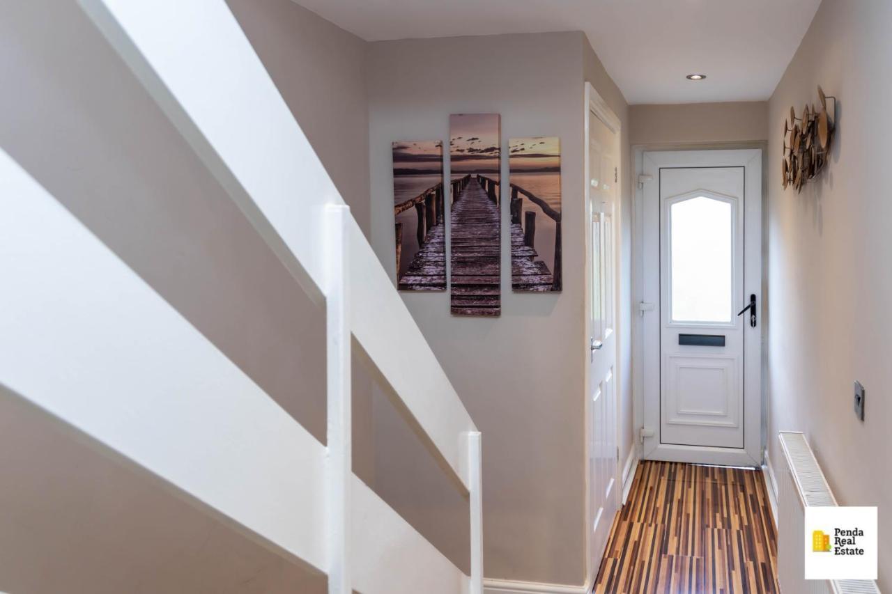 Penda Contractor And Leisure Guests Nottingham Βίλα Εξωτερικό φωτογραφία