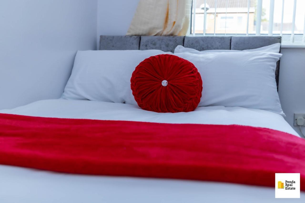 Penda Contractor And Leisure Guests Nottingham Βίλα Εξωτερικό φωτογραφία